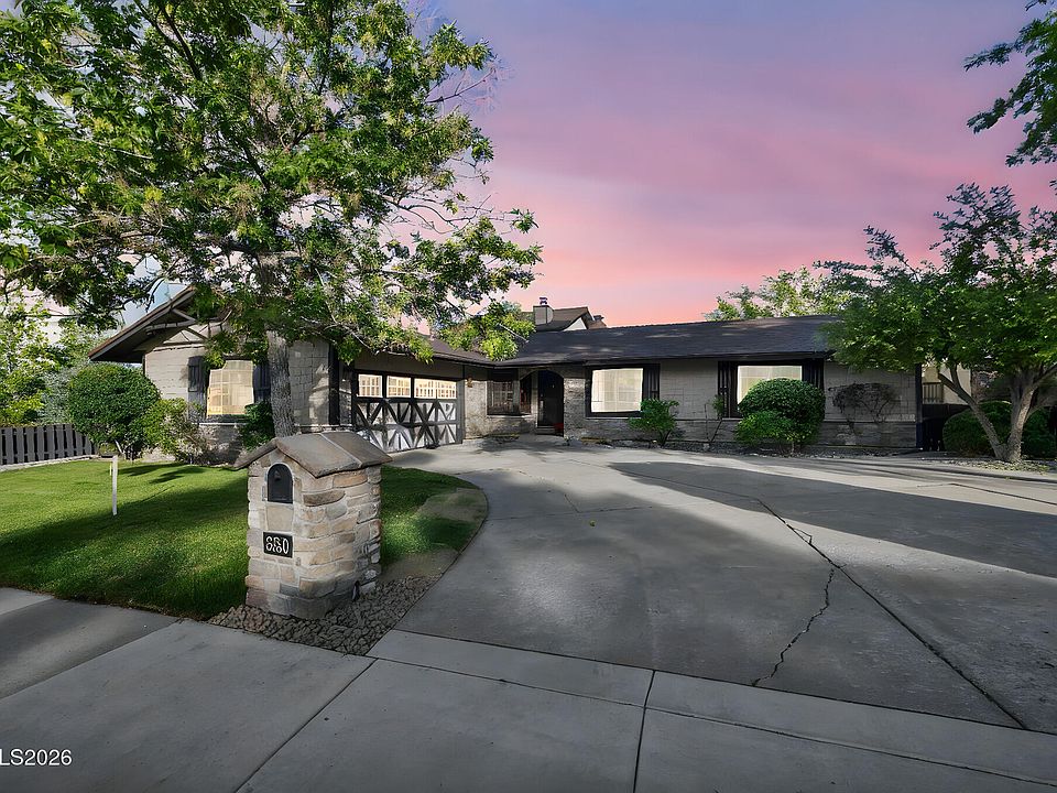 1st image of 3850 Piccadilly Dr