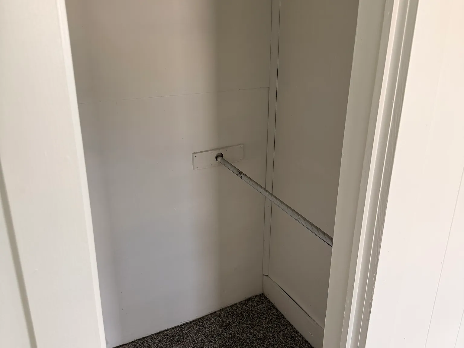 1 bed, 900 sqft, $1,100 — Photo 4