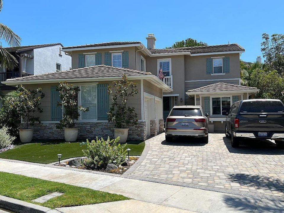 1st image of 4906 Calle Vida