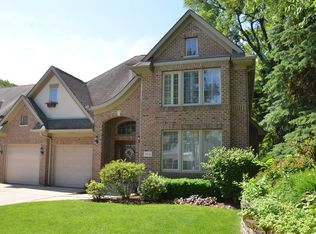 1411 E Campbell St, Arlington Heights, IL 60004