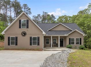 205 Tabor Ramp Rd, Westminster, SC 29693