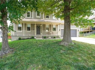 4505 NE Skyview Dr, Lees Summit, MO 64064