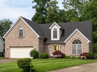 3520 Coventry Tee Ct, Louisville, KY 40241