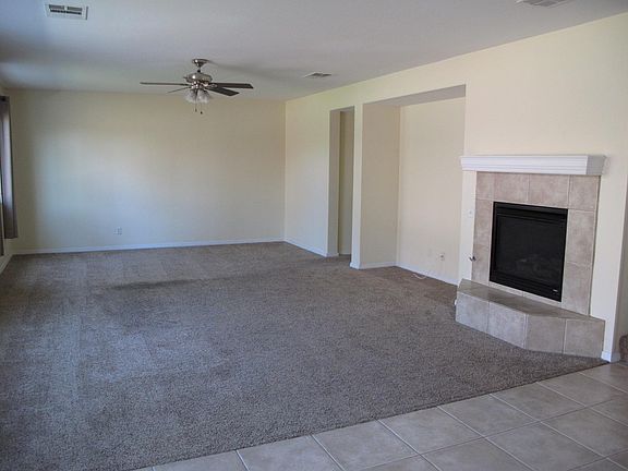3rd image of 33583 Carnation Ave