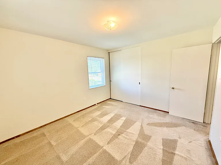 6219 Yellowstone Dr — Photo 18