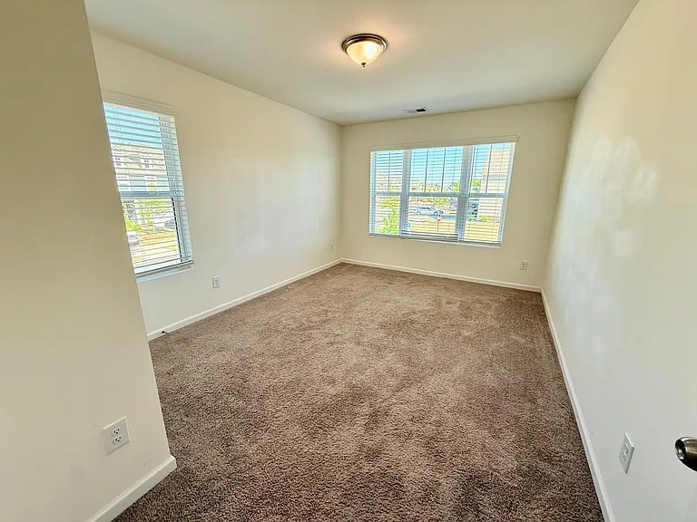 347 Willowsford Dr — Photo 18