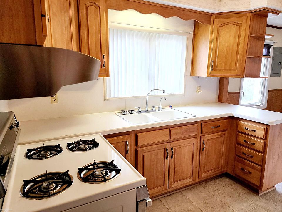 105 North Ave, photo 19