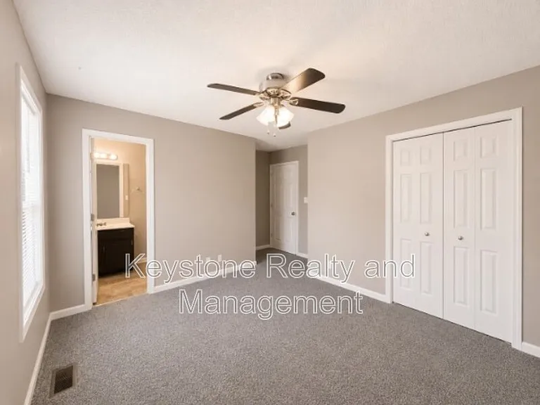 1920 Timberline Cir — Photo 7