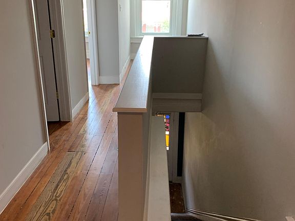 5th image of 1313 W Cary St #F2
