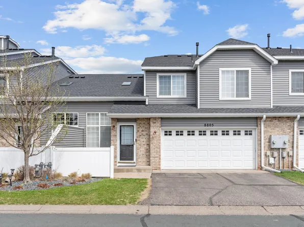 8805 Hastings Cir NE, Blaine, MN 55449