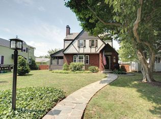 828 N Main St, Allentown, PA 18104
