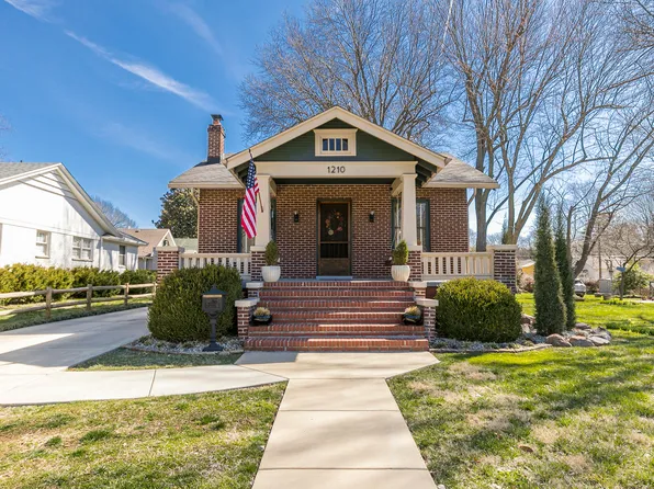 1210 S Fremont Avenue, Springfield, MO 65804