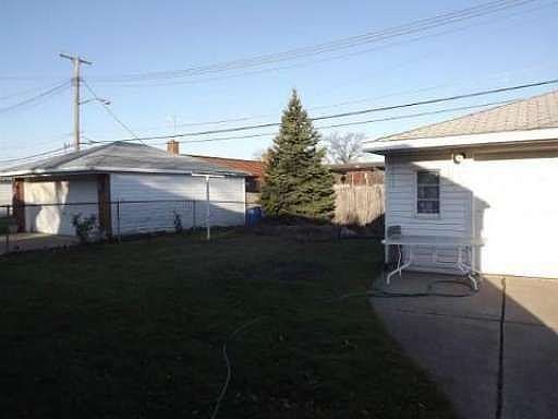 2nd image of 31225 Burton St