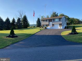 41 Campsite Rd, Bernville, PA 19506
