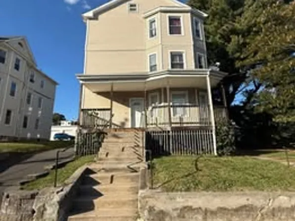 371 Broad Street, 371 Broad St APT 1, New Britain, CT 06053