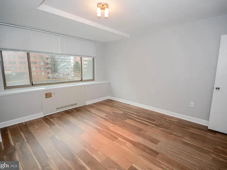 1111 Arlington Blvd #319 — Photo 26