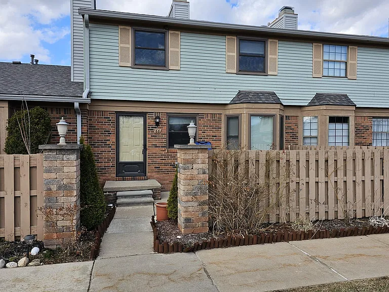 2011 Vine Way Dr #66 — Photo 1
