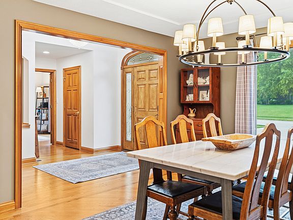 4th image of 6012 Timberbend Dr