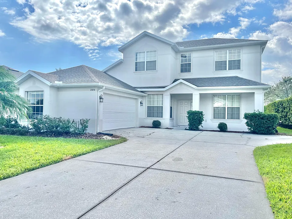 2370 Hinsdale Dr