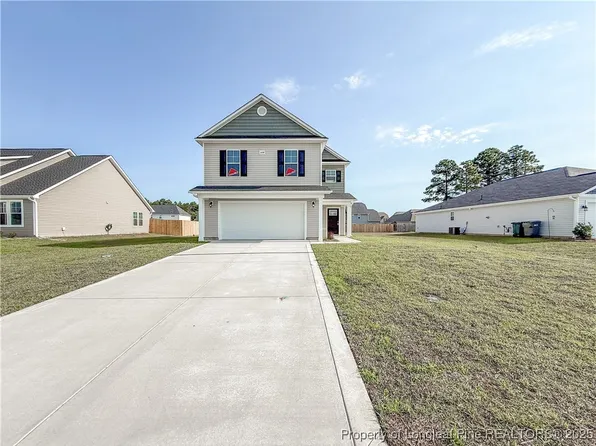 2208 Roadster Pony 138 Ln, Hope Mills, NC 28348