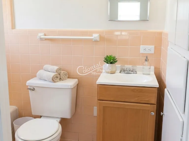 1506 N West S Young Dr #A — Photo 6