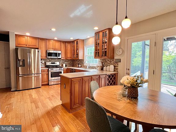 5th image of 11 Ridgewood Turn