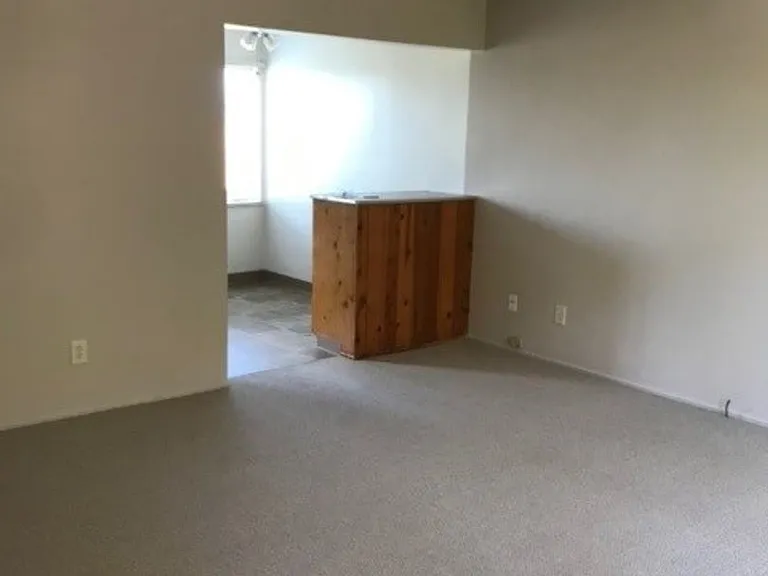 2924 Juniper St #11 — Photo 10