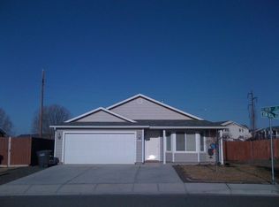 4716 John Deere Ln, Pasco, WA