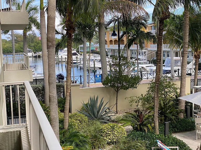 700 E Boynton Beach Blvd #203 — Photo 16