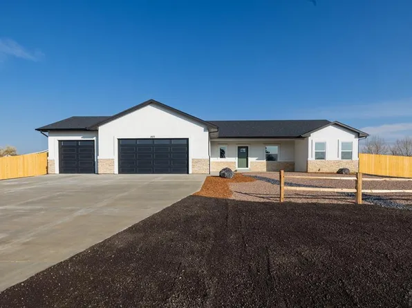 1415 W Caida Del Sol Dr, Pueblo West, CO 81007