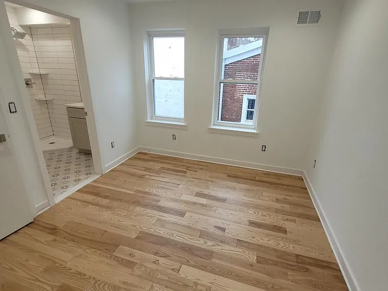 223 E Girard Ave #1R — Photo 12