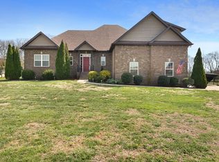 1027 Caballo Trl, Gallatin, TN 37066
