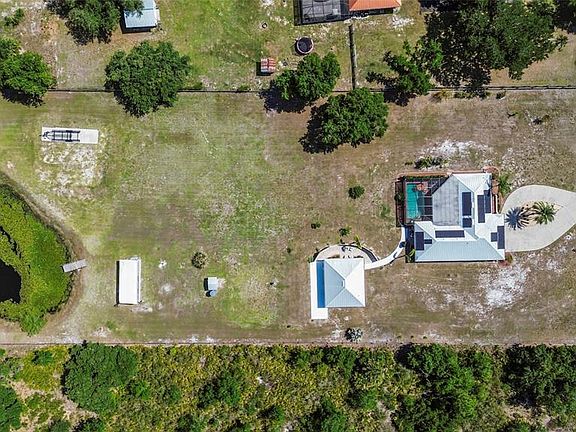 3rd image of 29005 Palm Shores Blvd