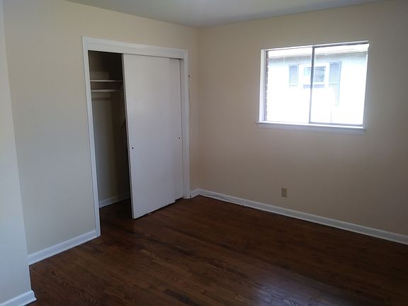 4th image of 201 Crisman St Unit A