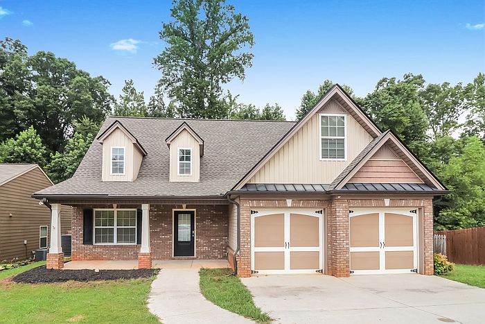 1st image of 221 Raleigh Way