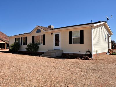 1225 S Sunset Dr, Kanab, UT, 84741