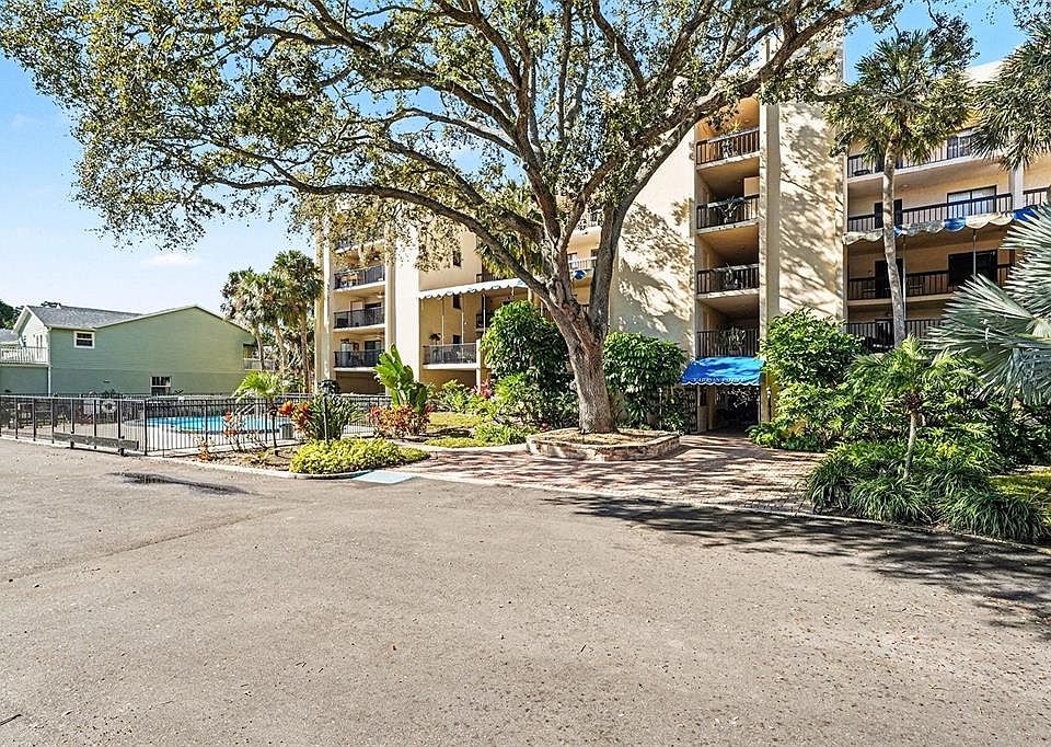 1st image of 303 TARPON POINT