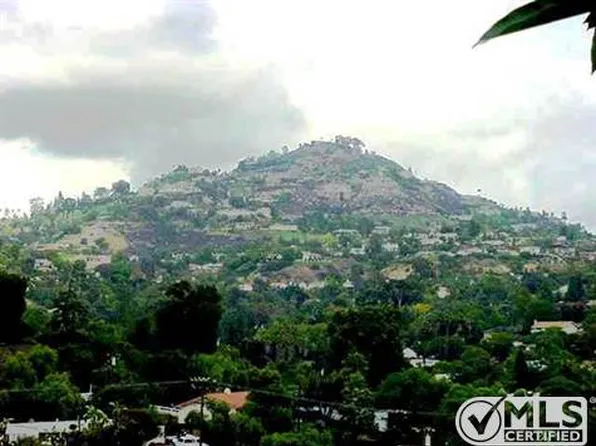 8965 Greenview Pl, Spring Valley, CA 91977