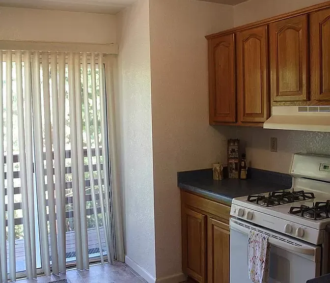 26217 Elkhorn Ct — Photo 13