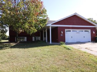 6916 Setzler Ct N, Brooklyn Park, MN 55445