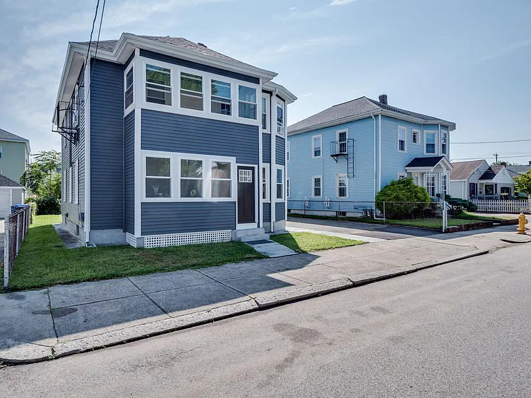 75 Calder St — Photo 30