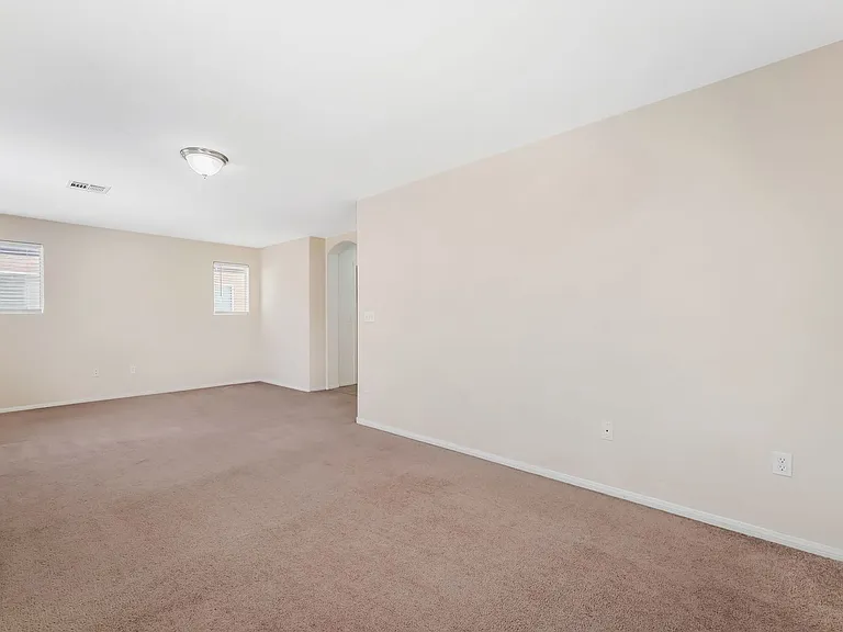 5078 Tioga Pass Ave — Photo 13