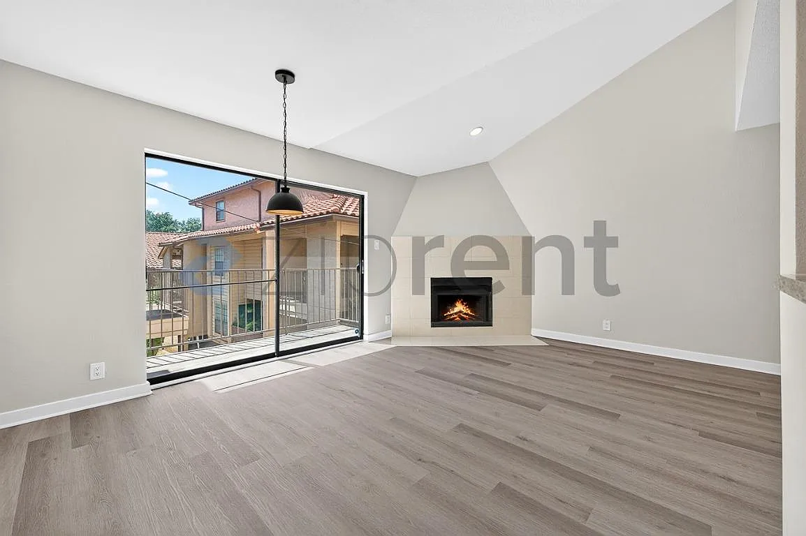 1 bed, 768 sqft, $1,500 — Photo 4