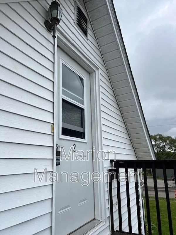 1 bed, 1.0 bath, 620 sqft, $900 — Photo 2