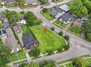 1102 Weaver St, Houston, TX 77023