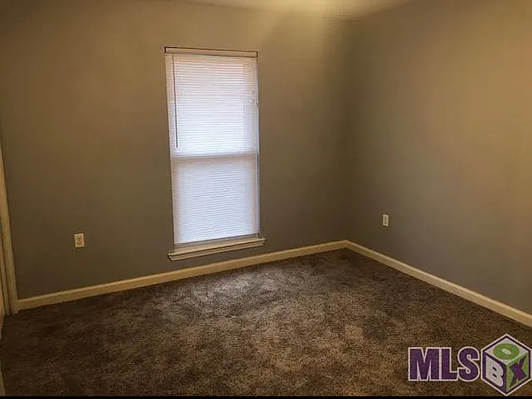 5407 Nicholson Dr — Photo 5