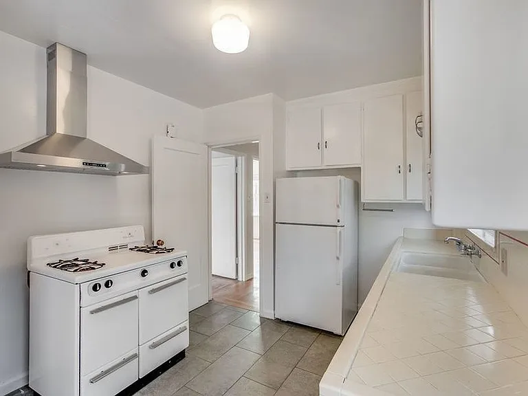2727 Parker St #C — Photo 1