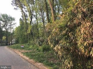 6033 Hill Rd, Saint Leonard, MD 20685