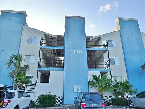 1580 Harbor Dr #321 Photo 1
