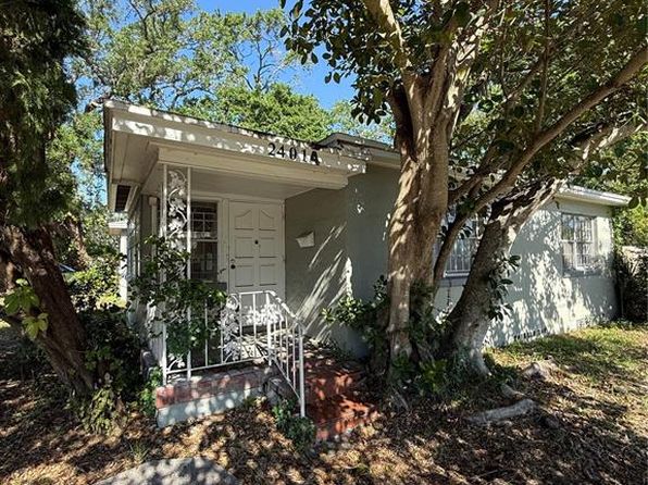 2401 15th Ave S